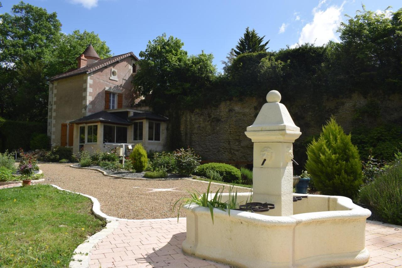 Lapis Domus Bed & Breakfast Francueil Exterior photo