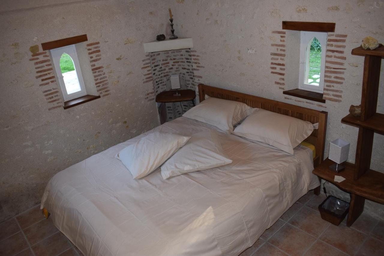 Lapis Domus Bed & Breakfast Francueil Exterior photo